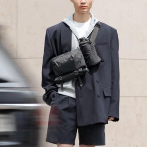 imgi 82 slider 3l sling bag